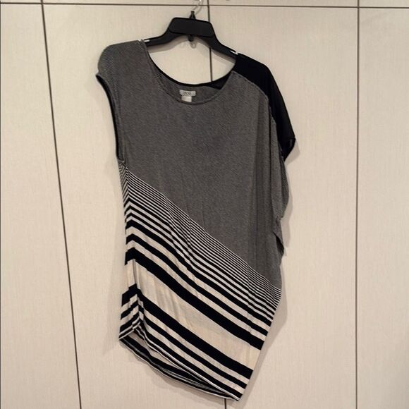 Striped Black and Gray Asymmetrical tunic top - Picture 1 of 9
